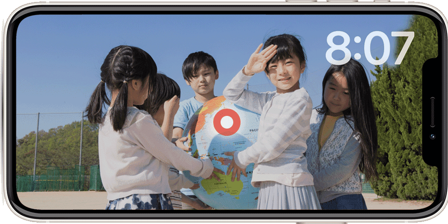 iPhoneのスタンバイモード：写真の切り替え（手順1）